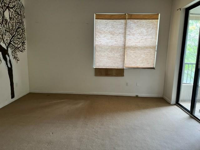 Lakes of Newport - Residential