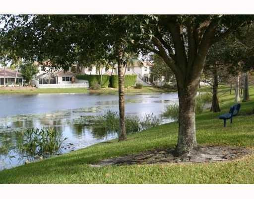 Lakes of Newport - Residential