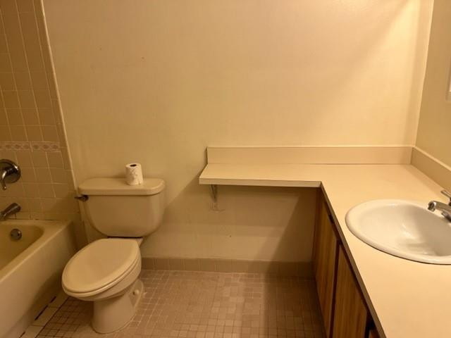 Lakes of Newport - Residential