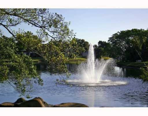 Lakes of Newport - Residential