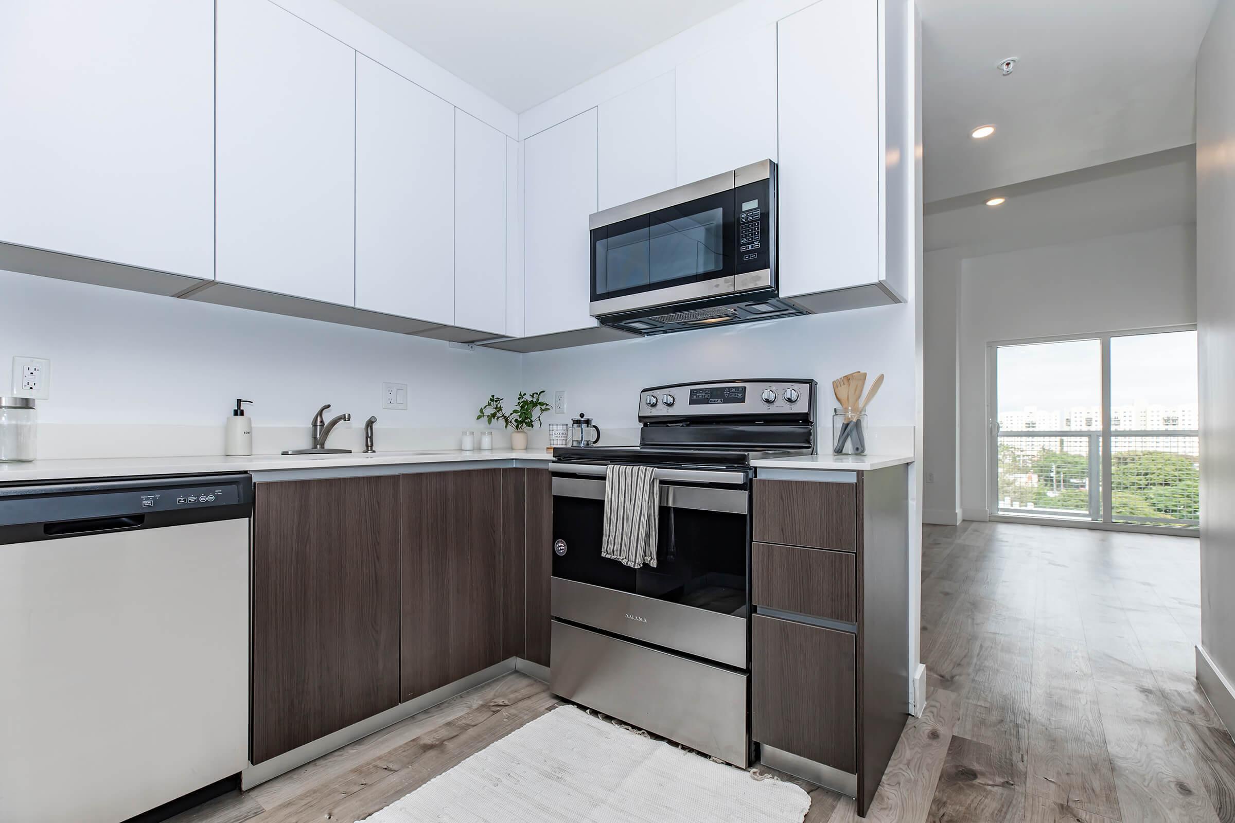 CITY OF MIAMI SOUTH - Residential Lease