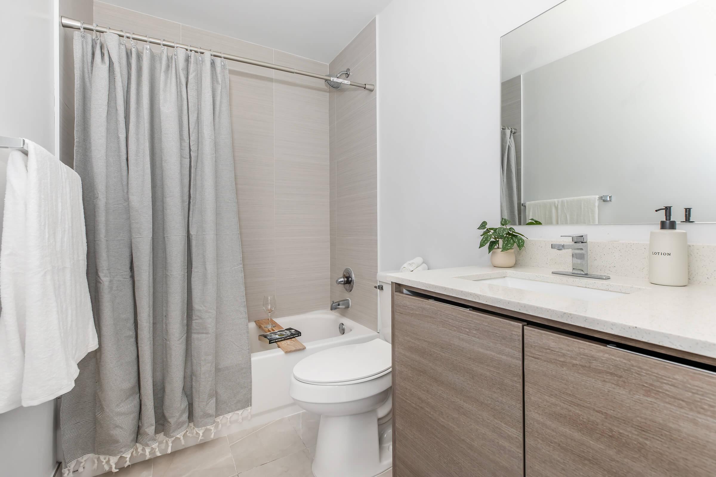 CITY OF MIAMI SOUTH - Residential Lease