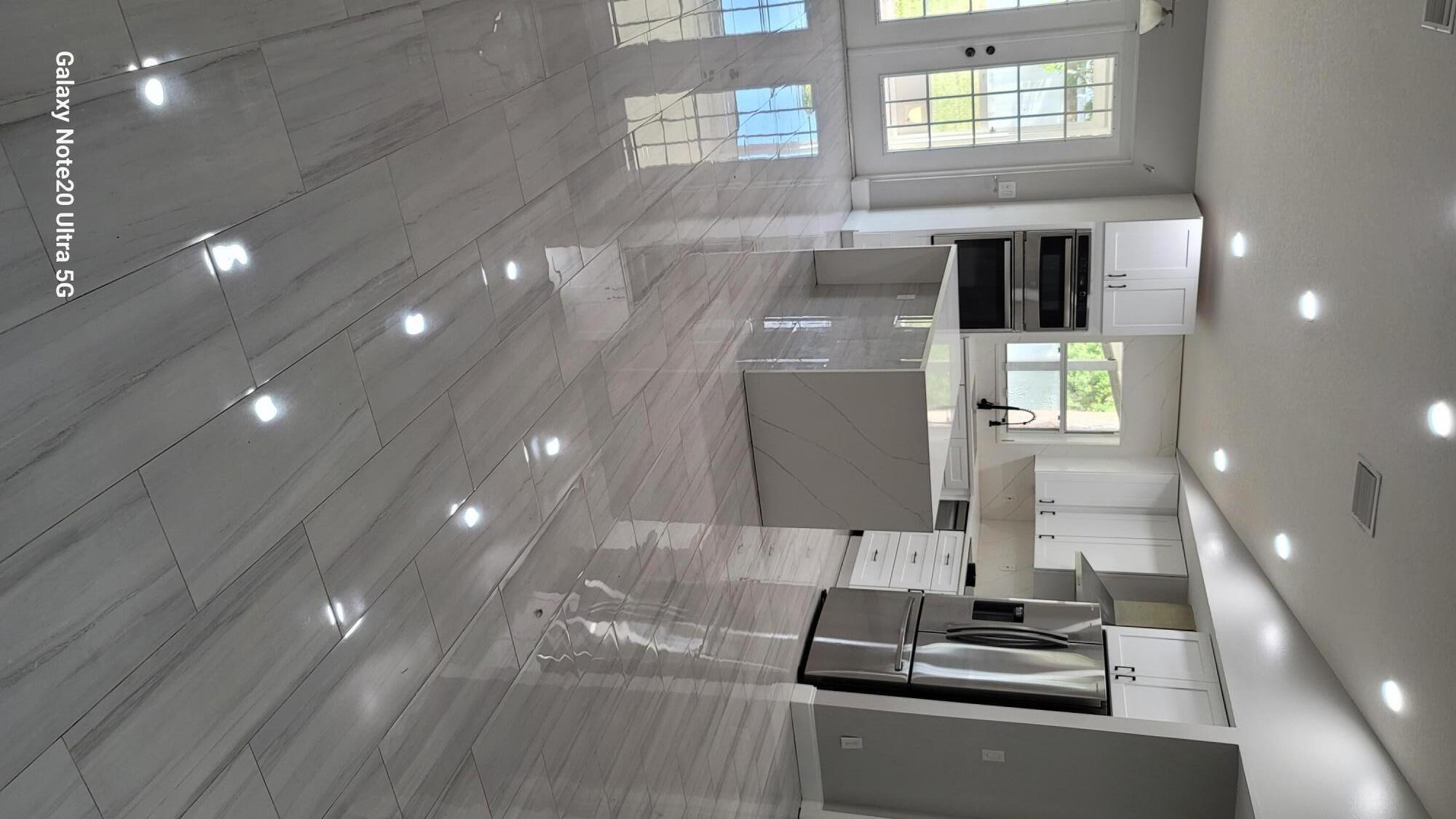 PORT ST LUCIE SECTION 30 - Residential Lease