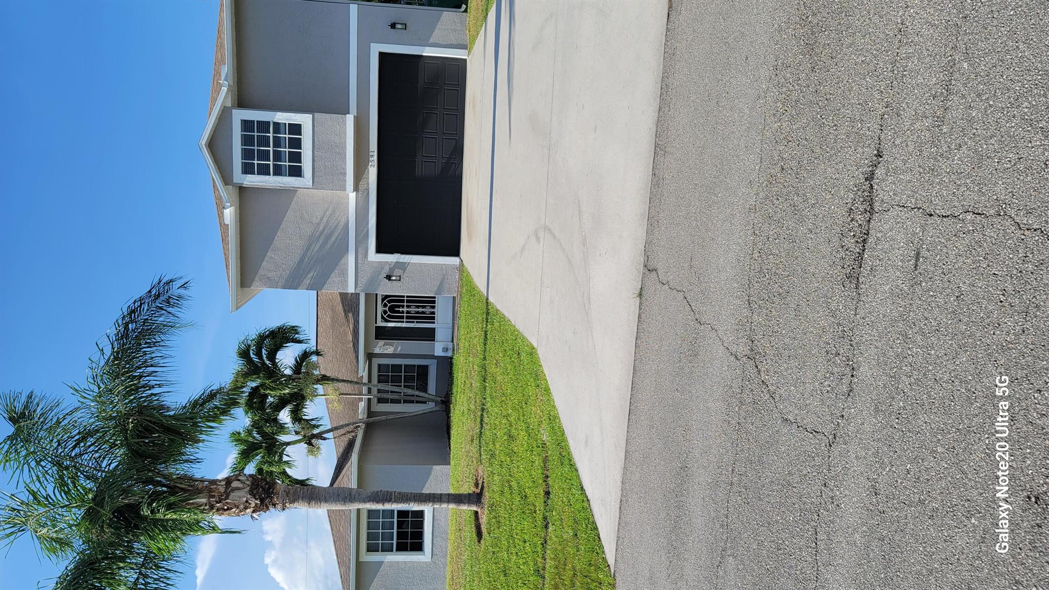 IMMACULATE HUGE TWO STORY HOME 4/3/2-- LOCATED IN THE WELL DEVELOPED AREA OF US-1*** HOME HAS TWO MASTER BEDROOMS ONE UPSTAIRS AND THE OTHER DOWNSTAIRS *** MINUTES TO WALMART AND OTHER SHOPPIING CENTERS.