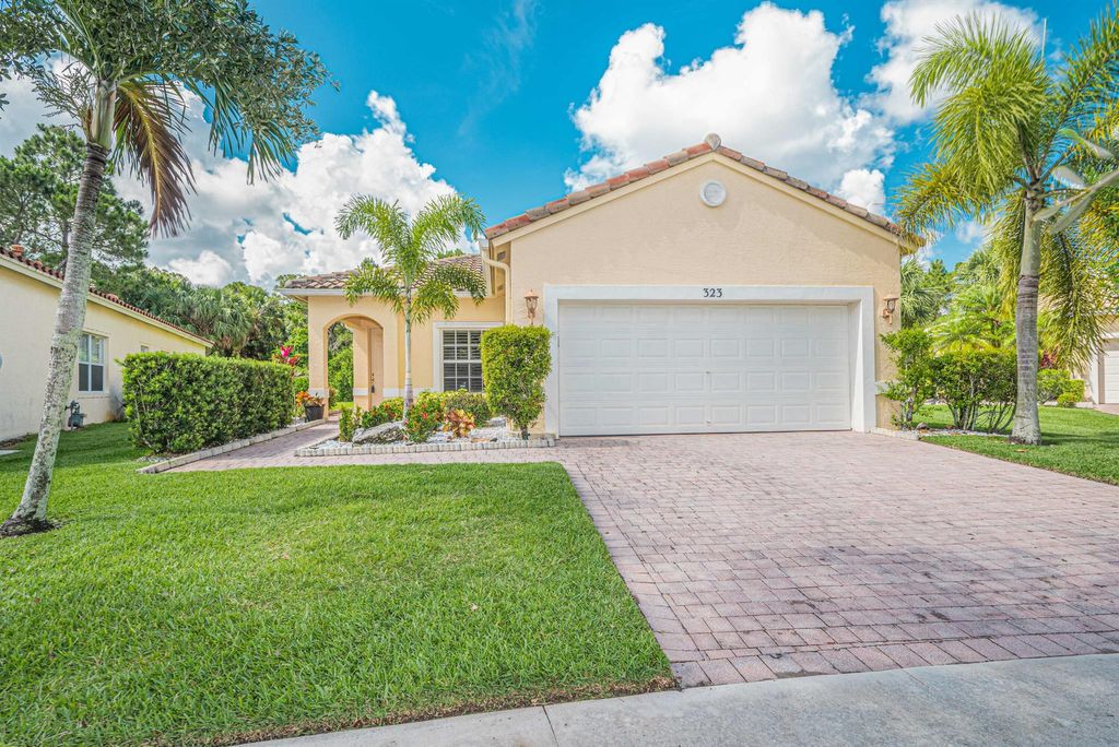 Photo of 323 NW Treeline Trace, Port St Lucie, FL 34986 (MLS # R10892419)