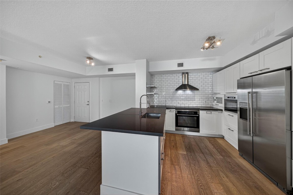 Lauderdale One Condo - Residential