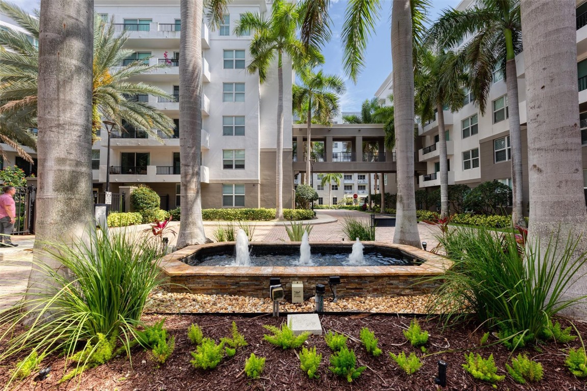 Lauderdale One Condo - Residential