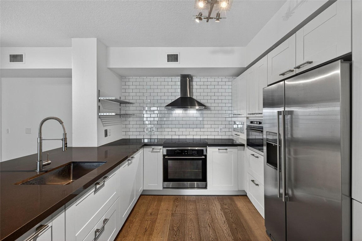 Lauderdale One Condo - Residential