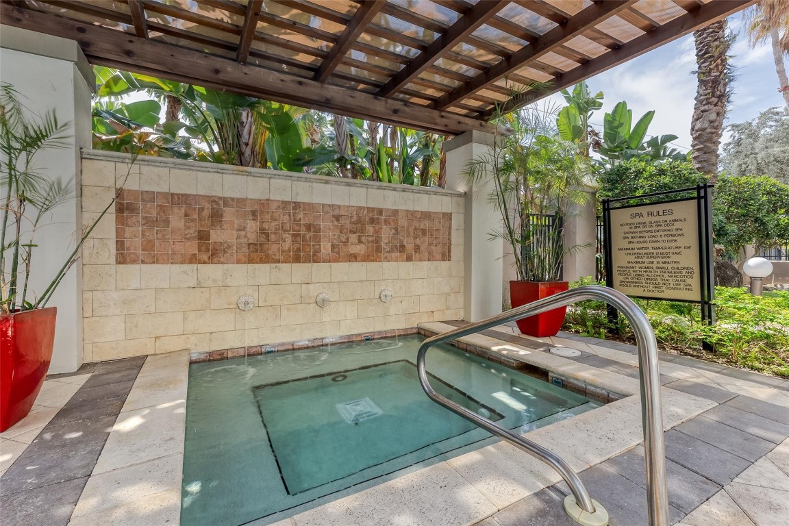 Lauderdale One Condo - Residential