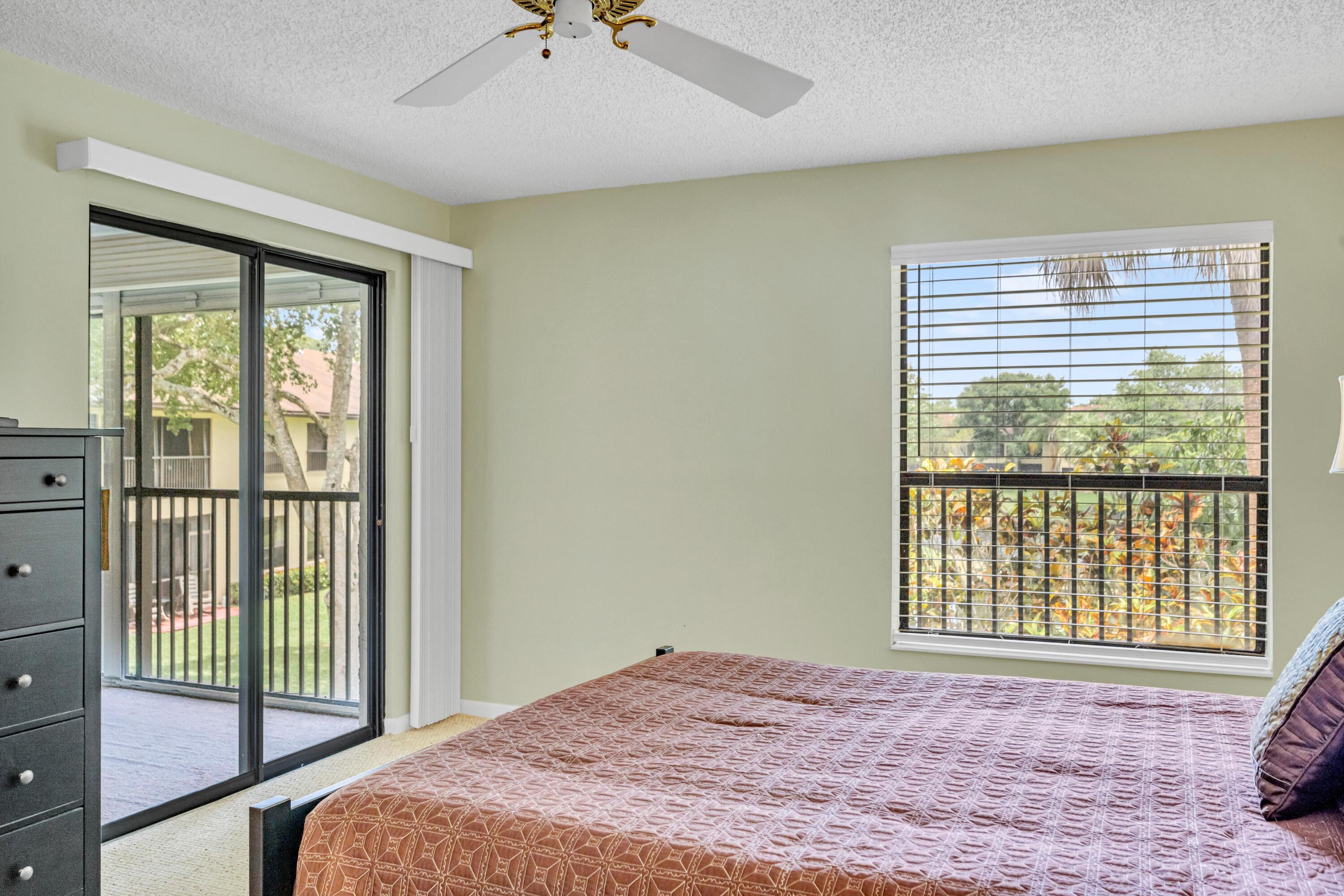 POND APPLE PLACE IV-B CONDO - Residential