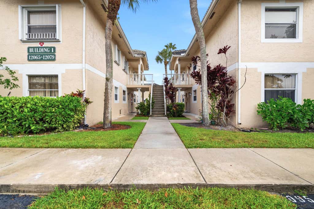 Photo of 12069 ROYAL PALM Boulevard #3I, Coral Springs, FL 33065 (MLS # B26054178)