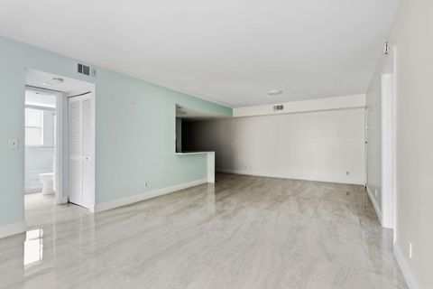 Tiny photo for 12069 ROYAL PALM Boulevard #3I, Coral Springs, FL 33065 (MLS # B26054178)