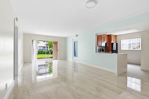 Tiny photo for 12069 ROYAL PALM Boulevard #3I, Coral Springs, FL 33065 (MLS # B26054178)