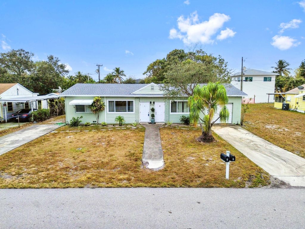 Photo of 332 W Mango Street #1-2, Lantana, FL 33462 (MLS # R11159169)