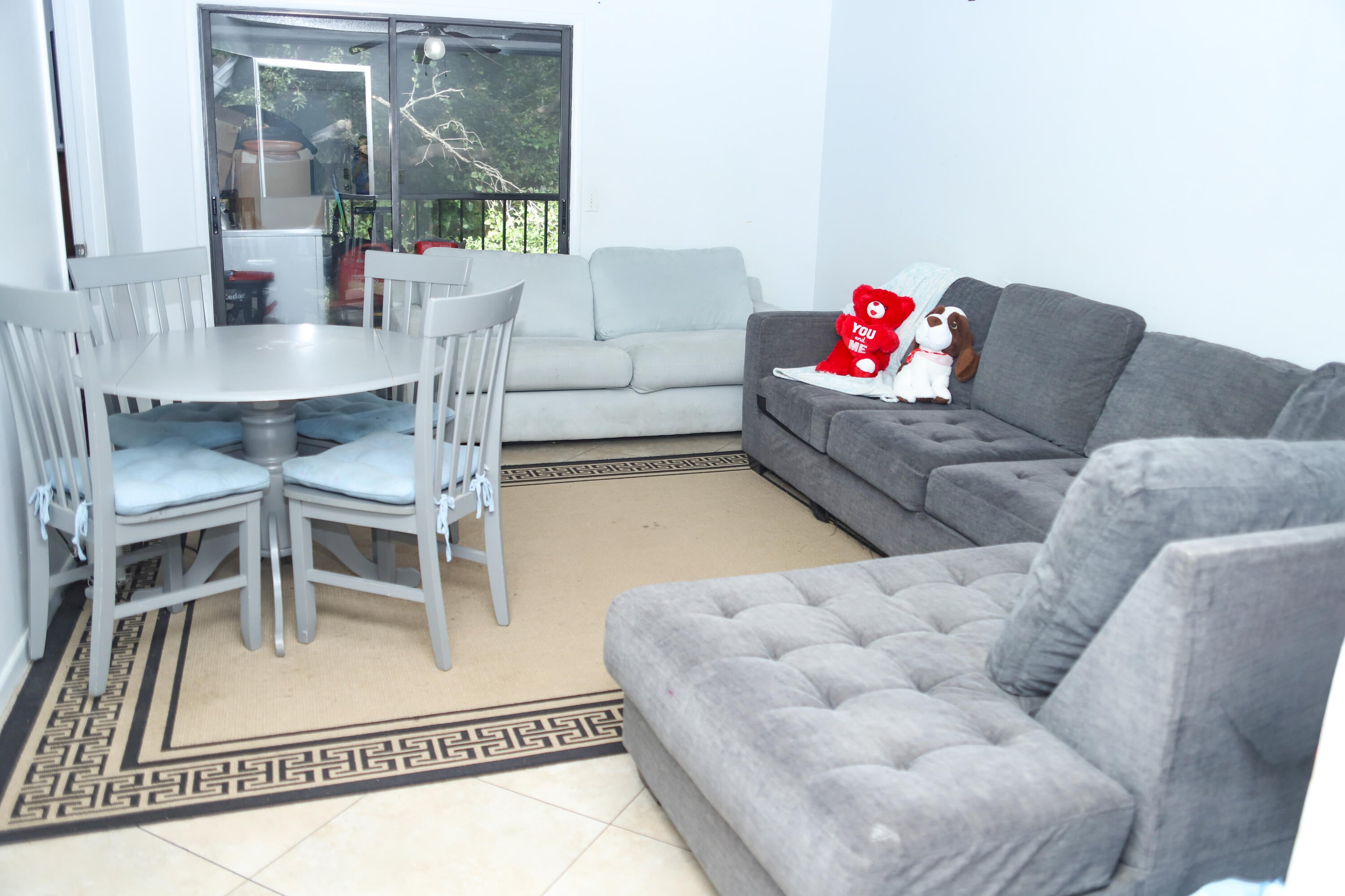 605 Ixoria Avenue Unit 21