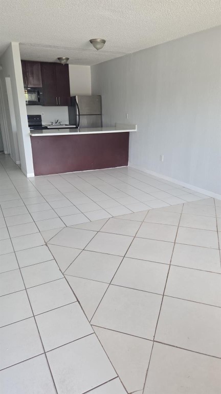 New World Condo III - Residential