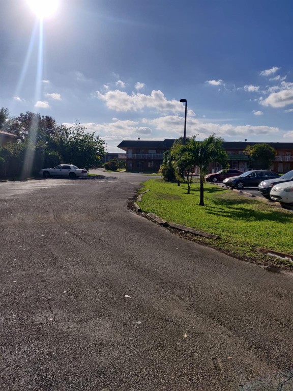 New World Condo III - Residential