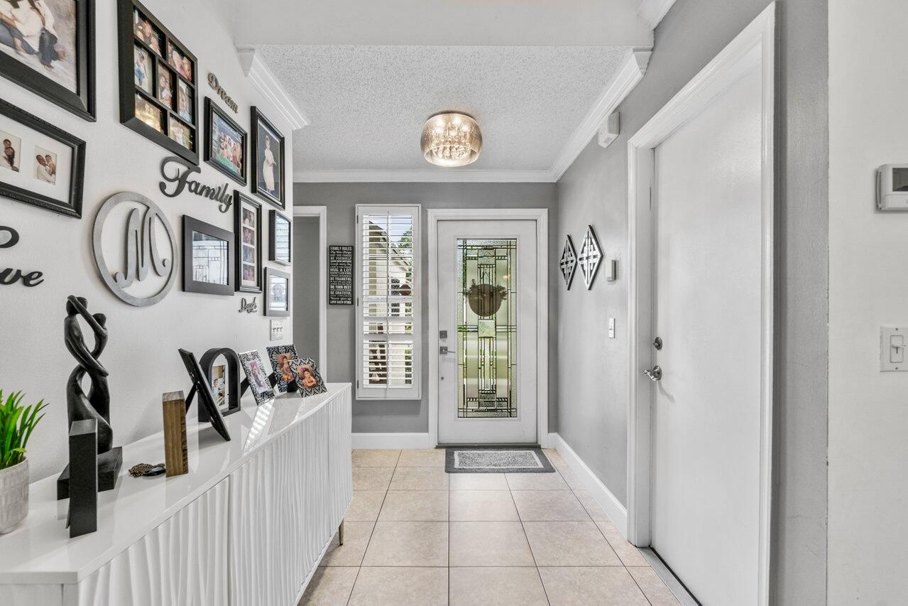 Properties 15092 Oak Chase Court