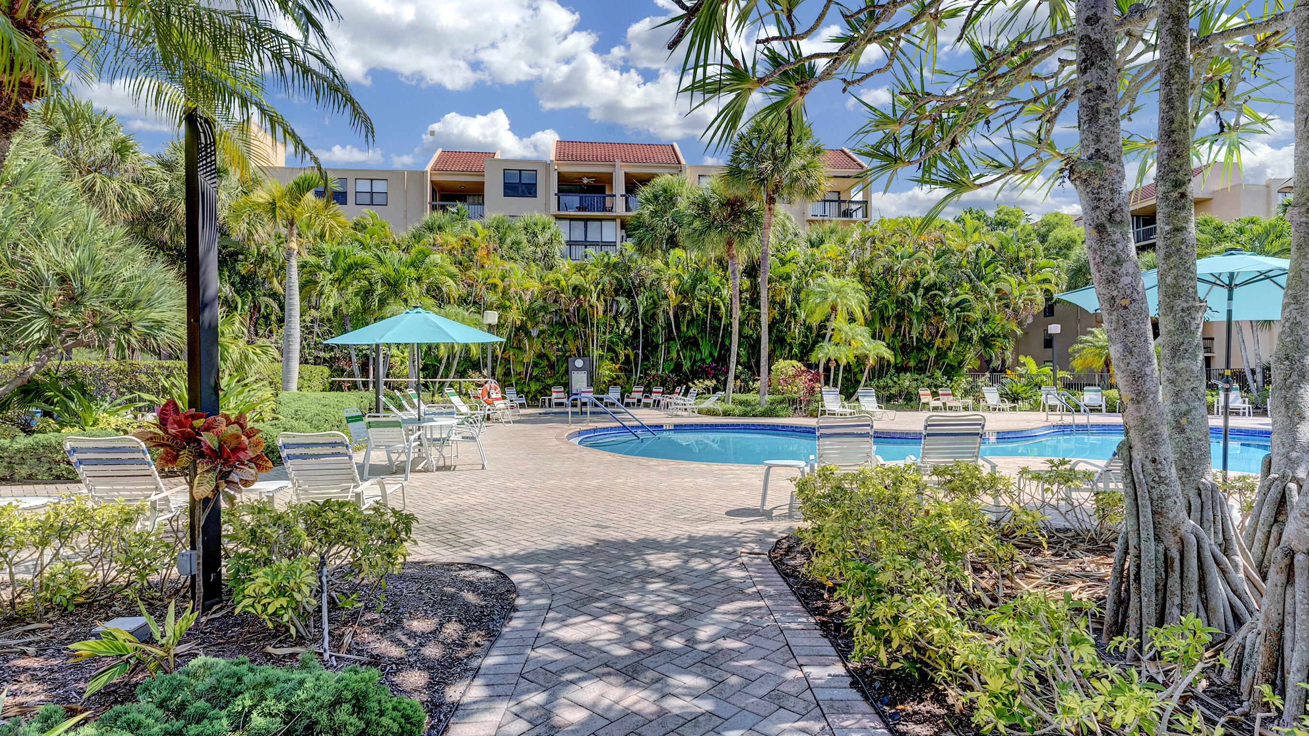 LAVERS DELRAY RACQUET CLUB CONDO - Residential