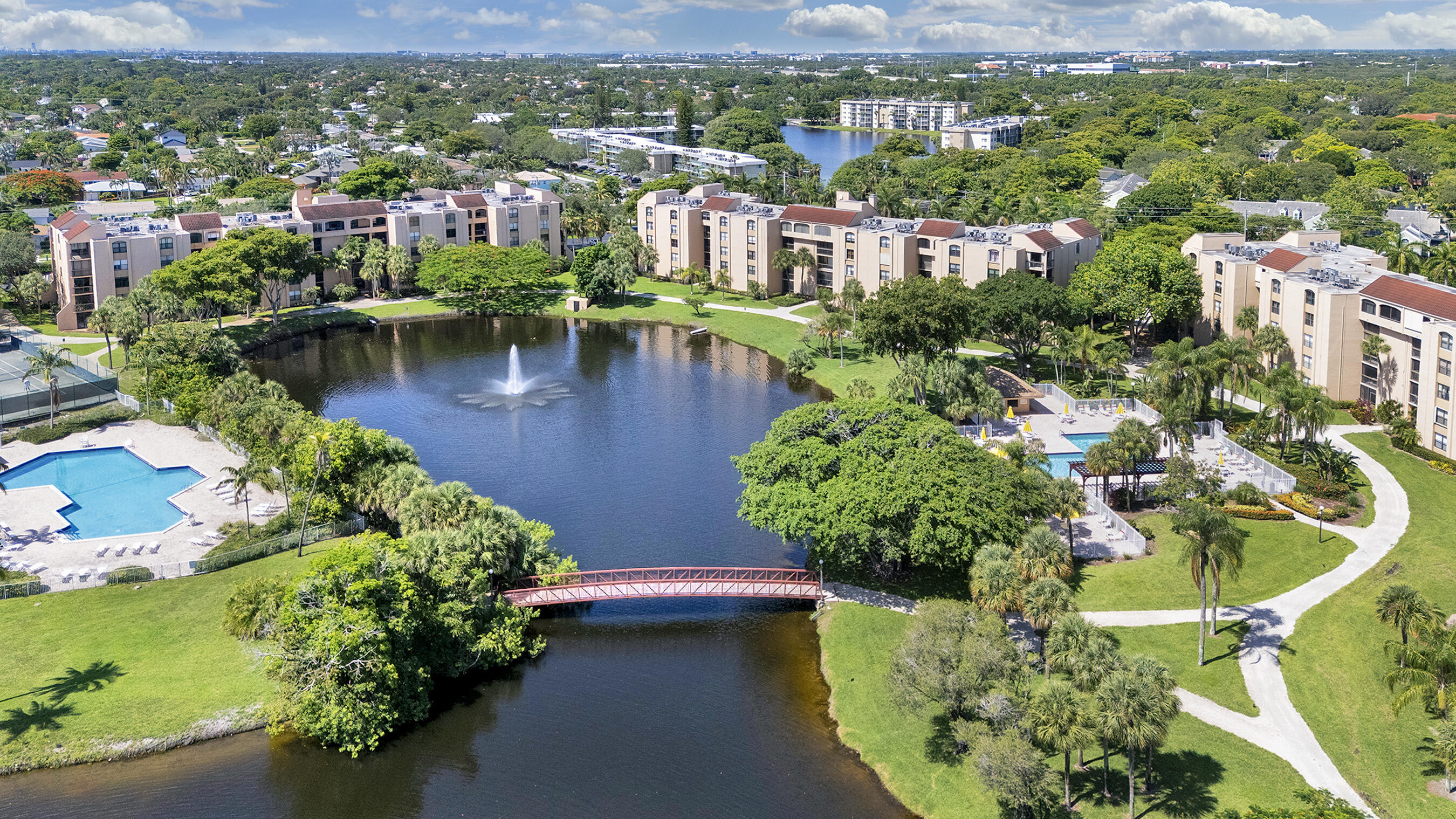 LAVERS DELRAY RACQUET CLUB CONDO - Residential