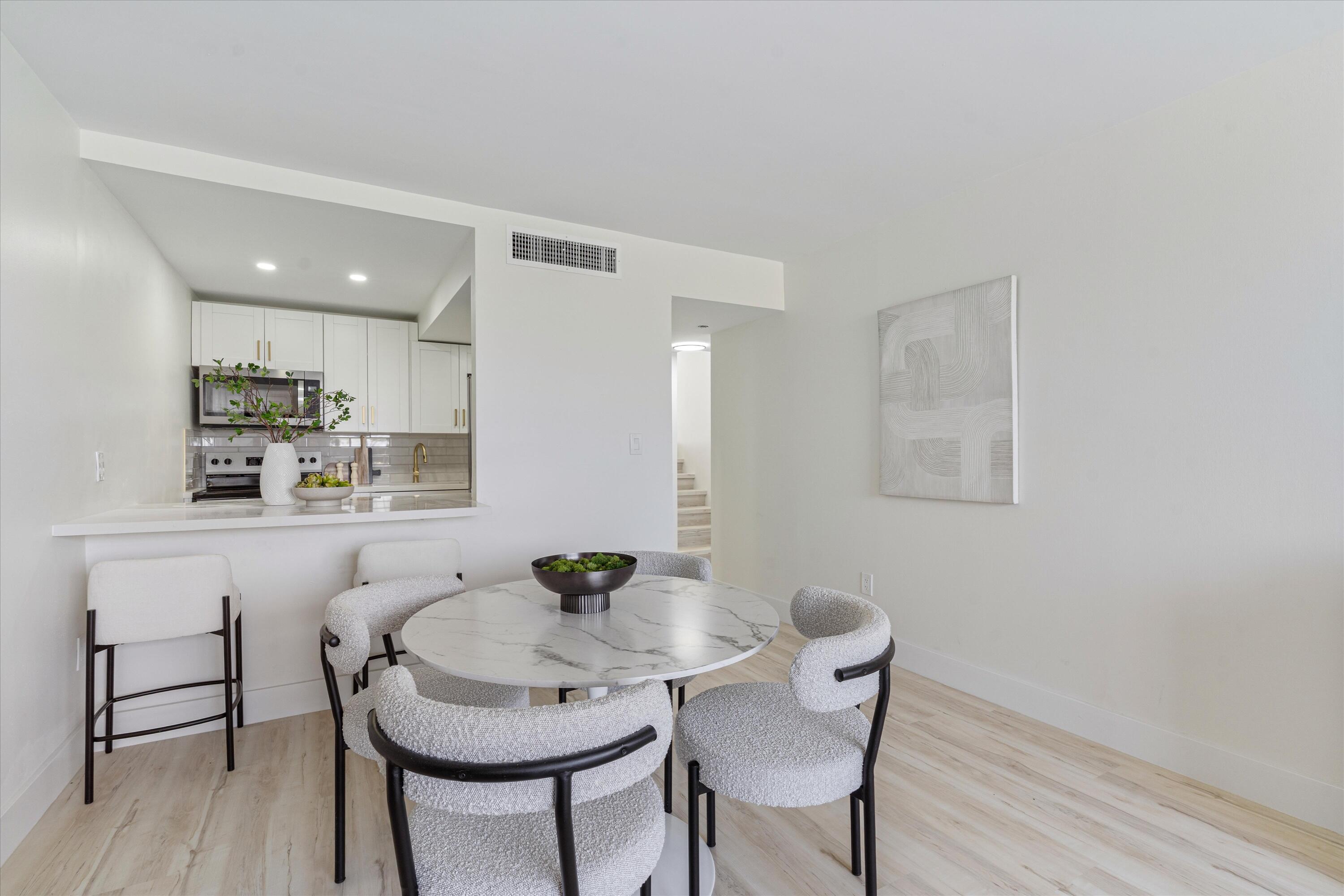 LAVERS DELRAY RACQUET CLUB CONDO - Residential