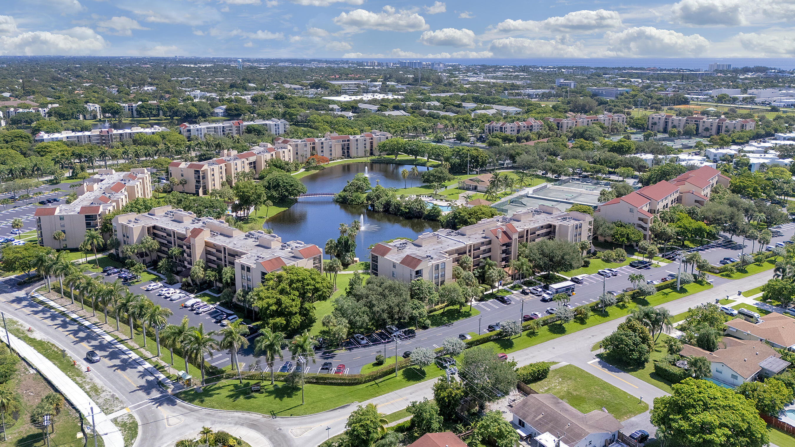 LAVERS DELRAY RACQUET CLUB CONDO - Residential