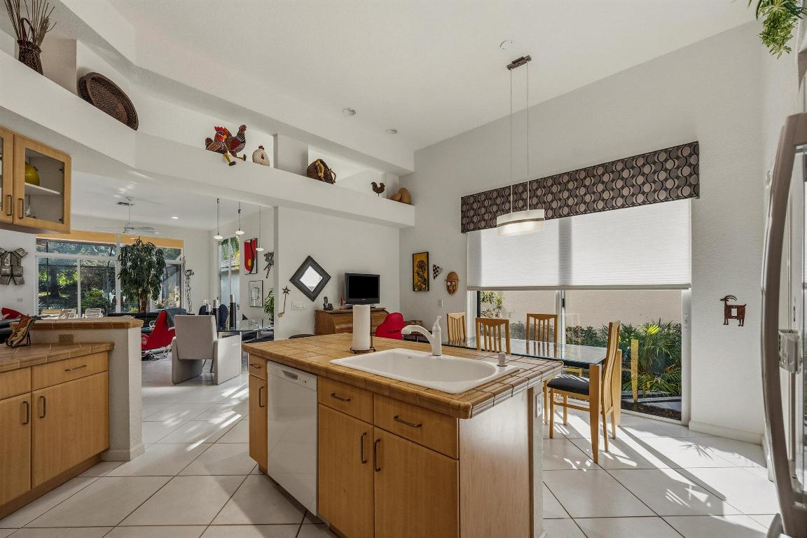 WYCLIFFE TR N - Residential