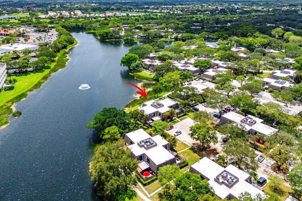 Photo of 125 1st Terrace, Palm Beach Gardens, FL 33418 (MLS # R11101251)