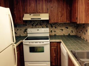 PLAYERS PLACE - Residential