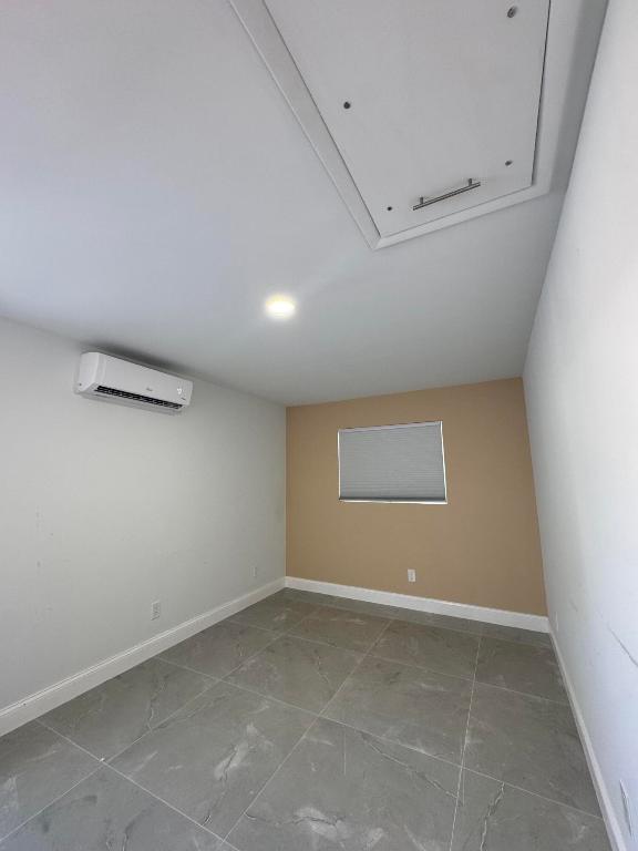 PALM SPRINGS VILLAGE 4 - Residential Lease