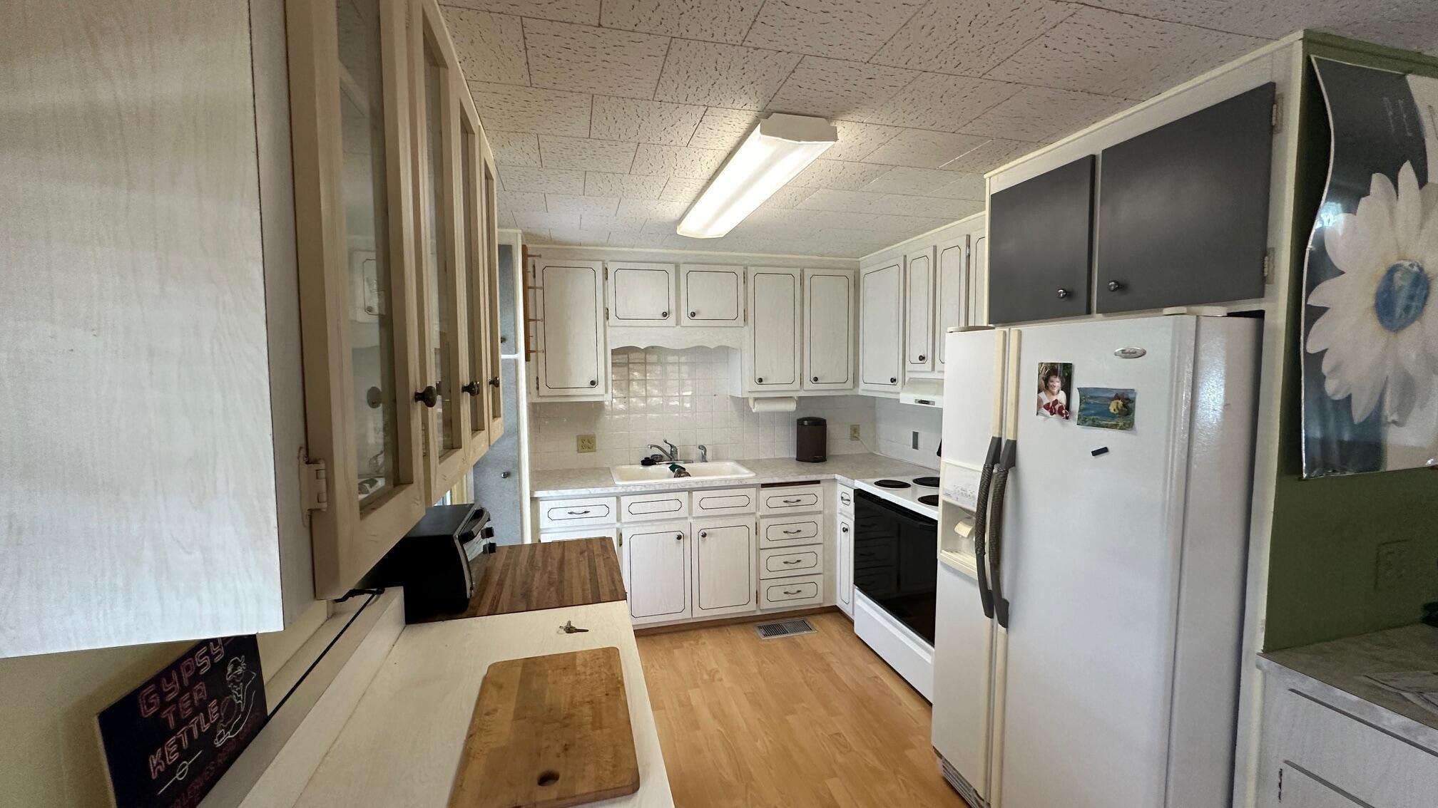 4300 SE Saint Lucie Boulevard 175