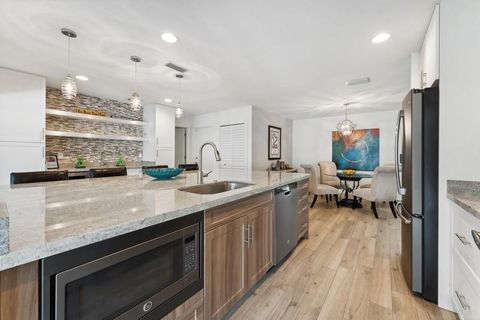 Tiny photo for 13 Little Harbor Way, Deerfield Beach, FL 33441 (MLS # B26009280)