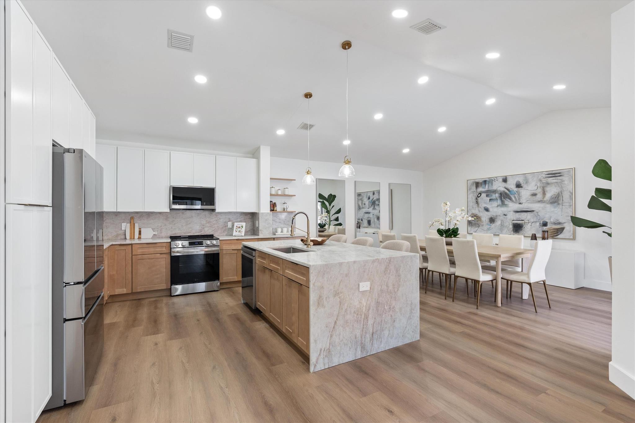 PINE RIDGE - Residential