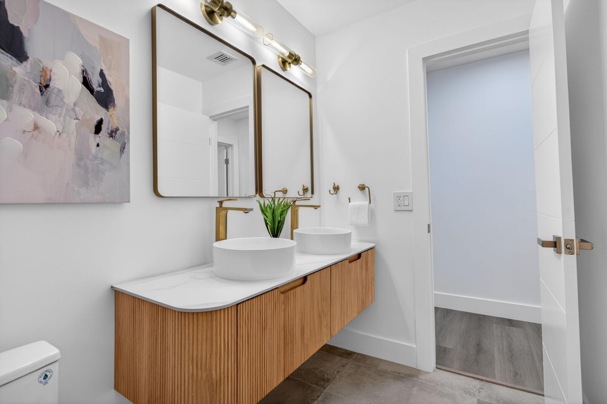 PINE RIDGE - Residential