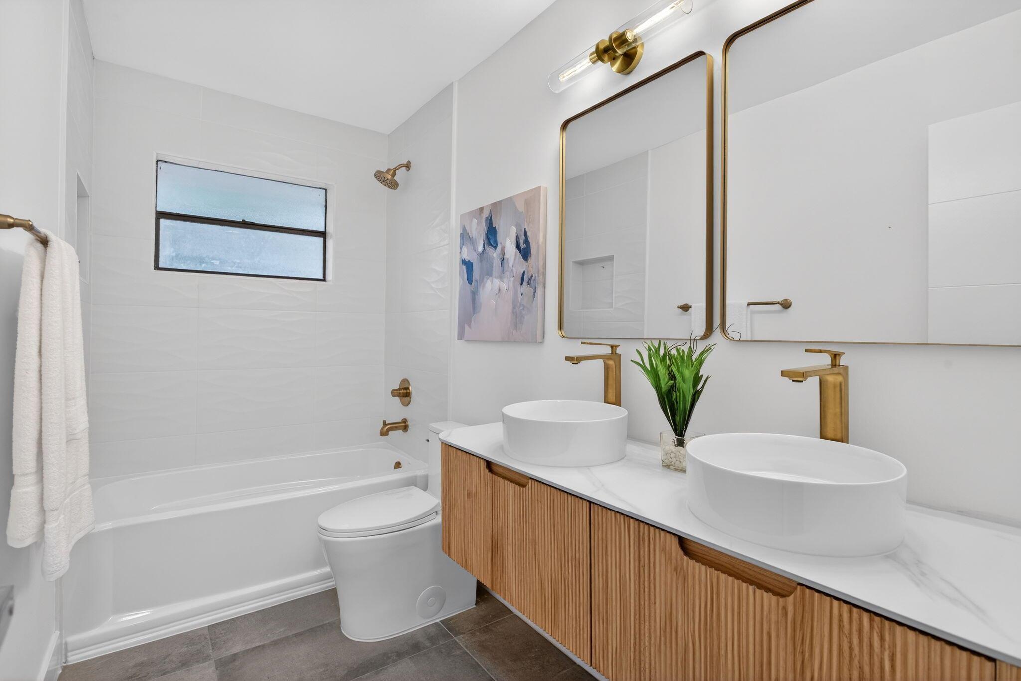 PINE RIDGE - Residential