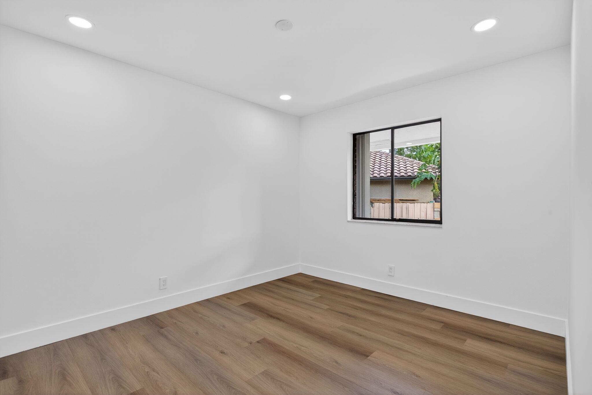 PINE RIDGE - Residential