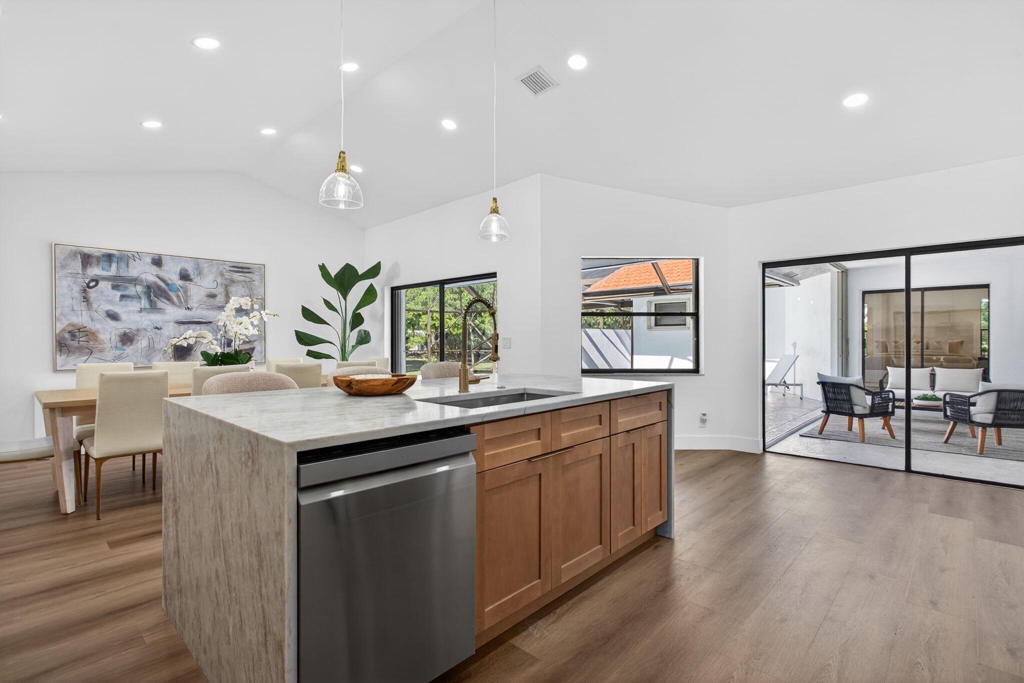 PINE RIDGE - Residential