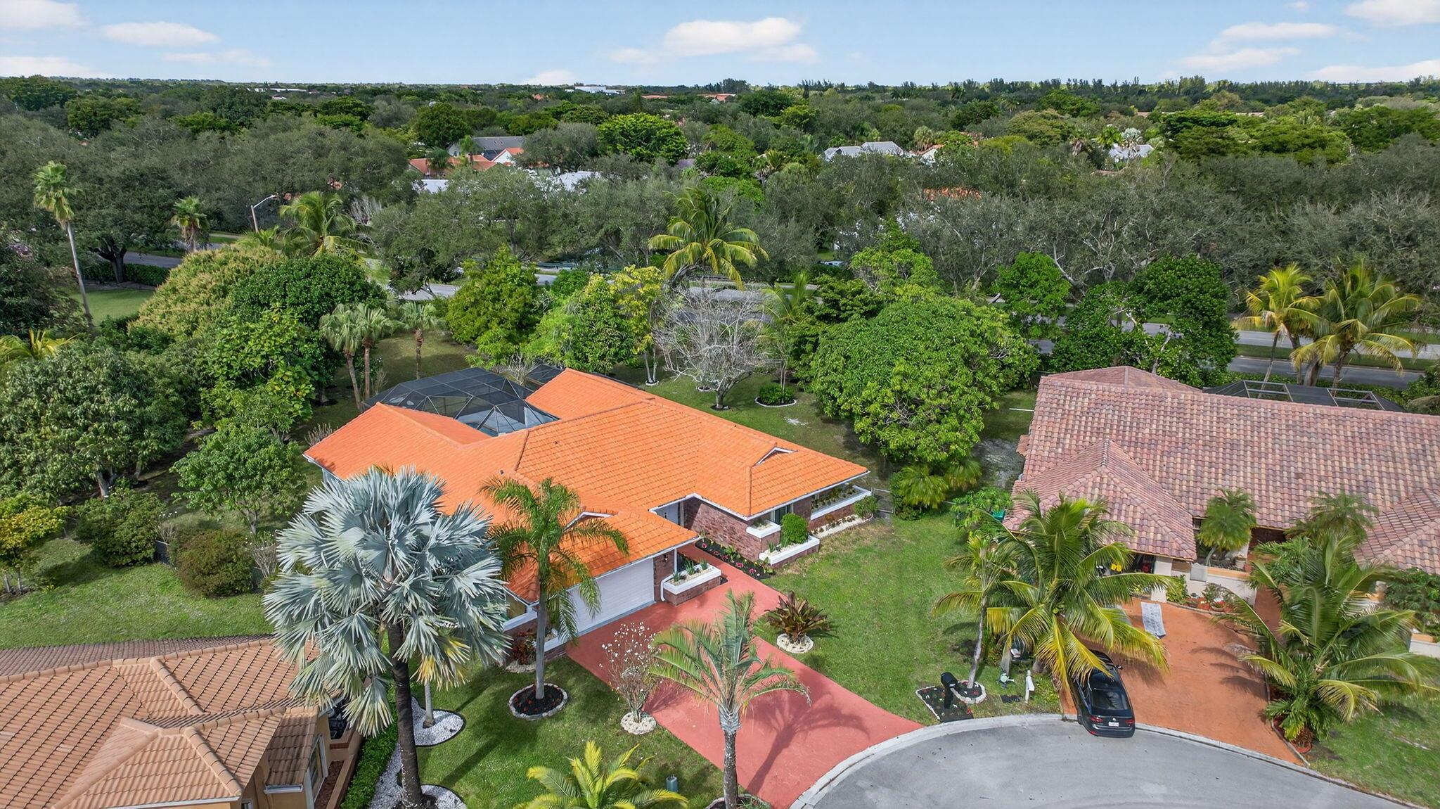 PINE RIDGE - Residential