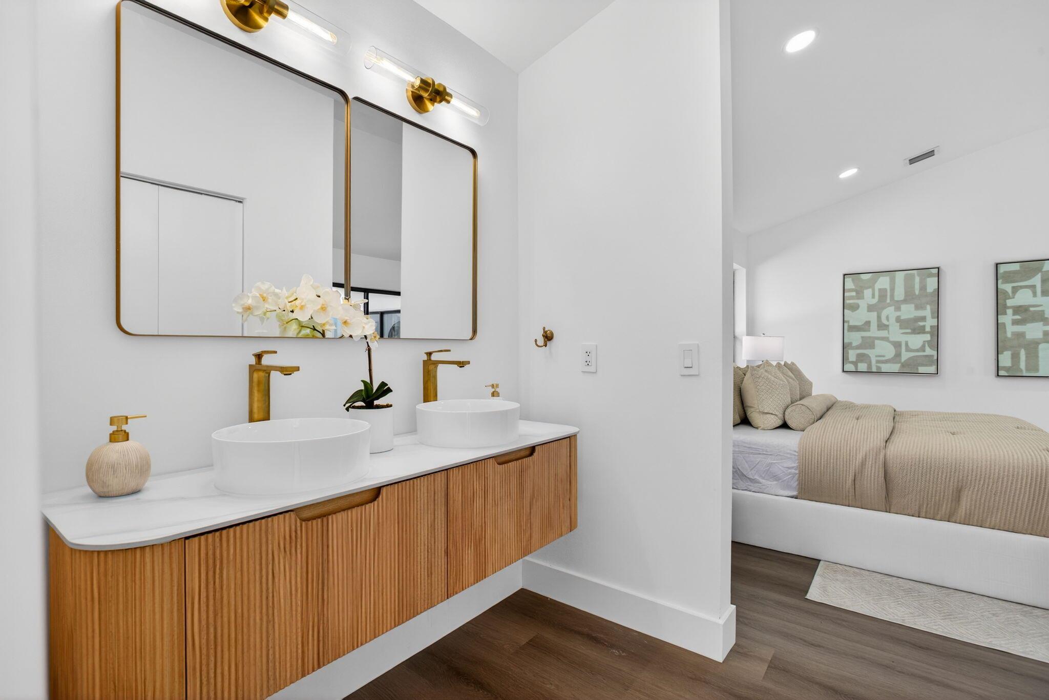 PINE RIDGE - Residential