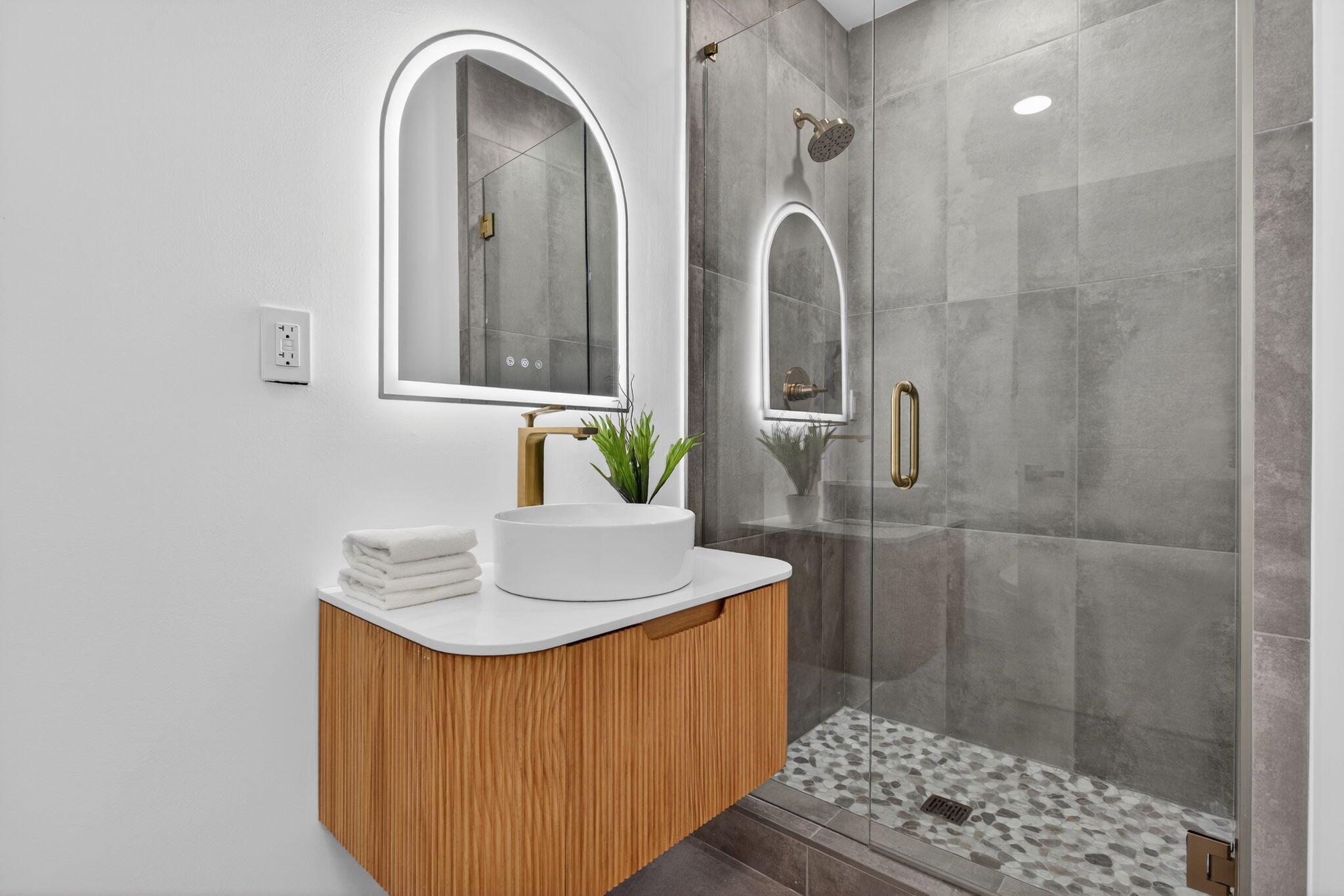 PINE RIDGE - Residential