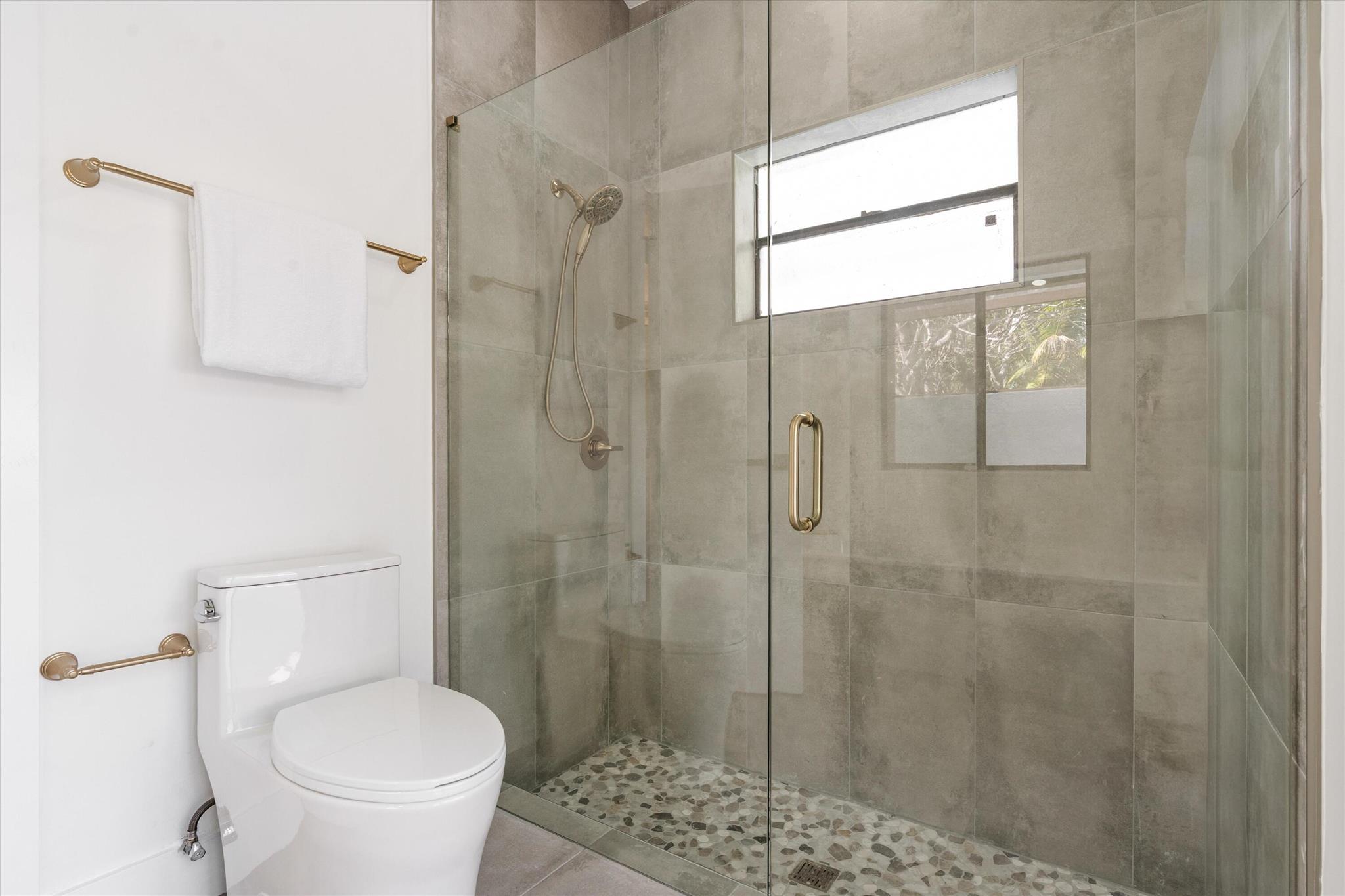 PINE RIDGE - Residential