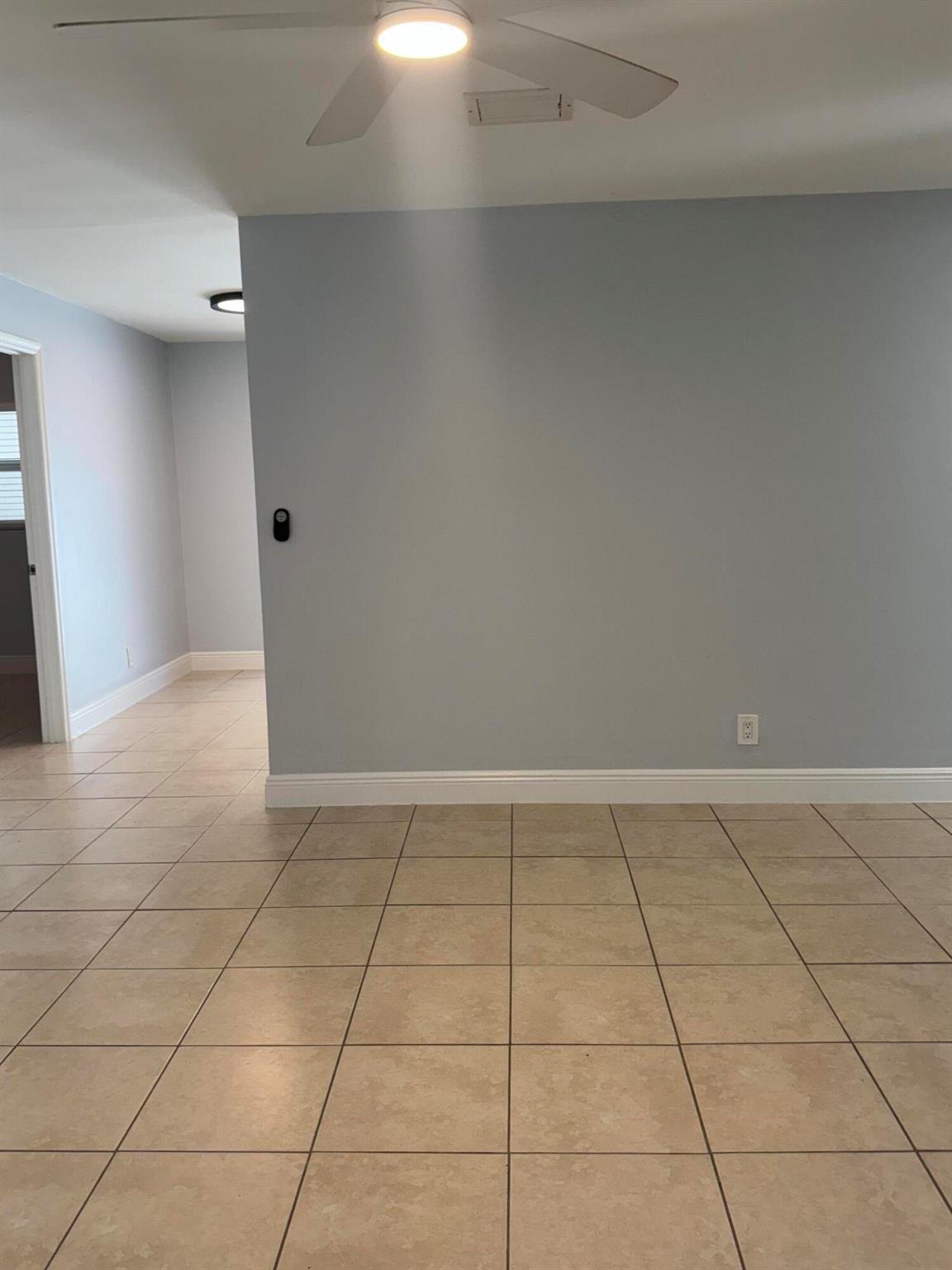 PALM BEACH FARMS CO 7 - Residential Lease