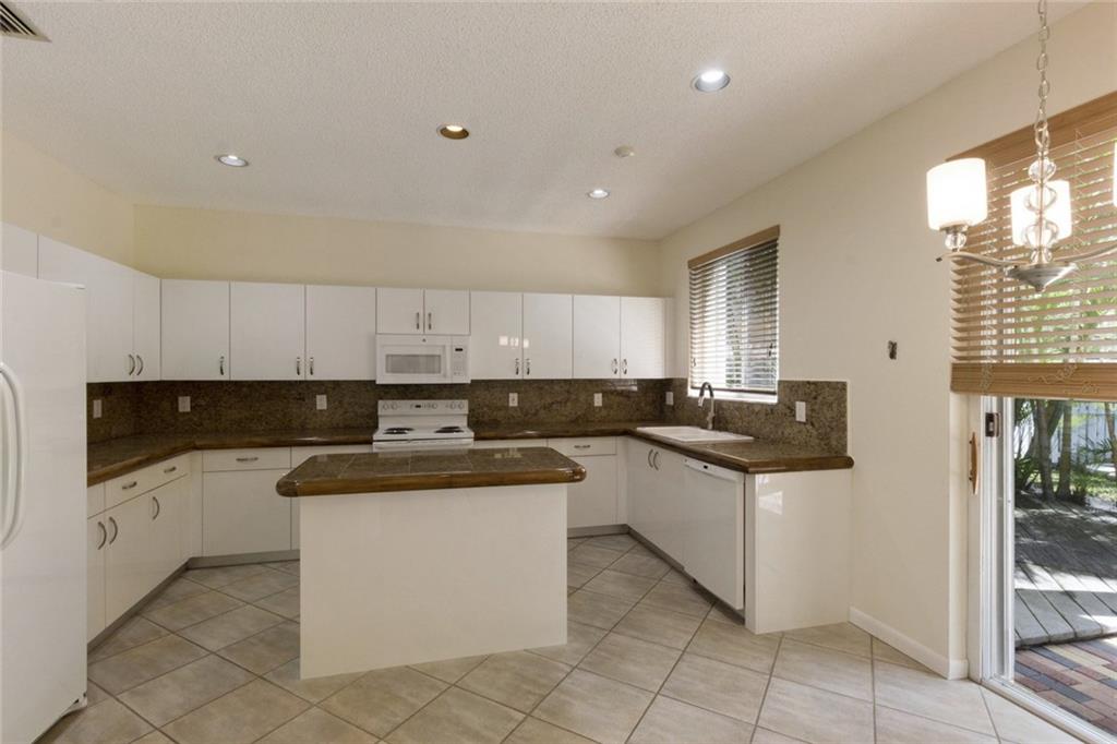 CAMELLIA ISLAND - Residential Lease