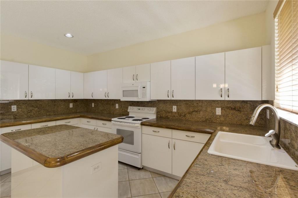 CAMELLIA ISLAND - Residential Lease