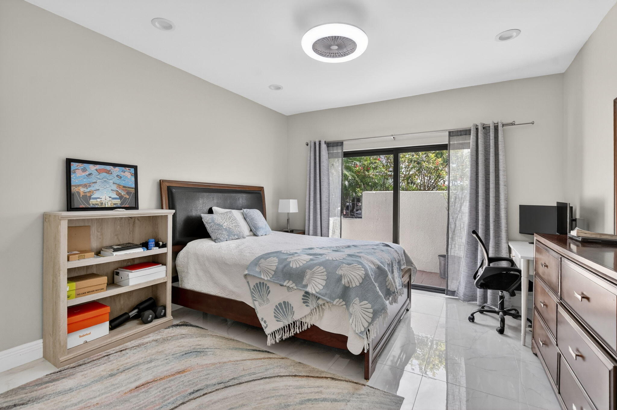 VILLA FLORA AT BOCA POINTE - Residential