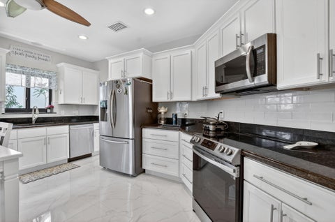 Tiny photo for 6502 Via Benita, Boca Raton, FL 33433 (MLS # B26027064)