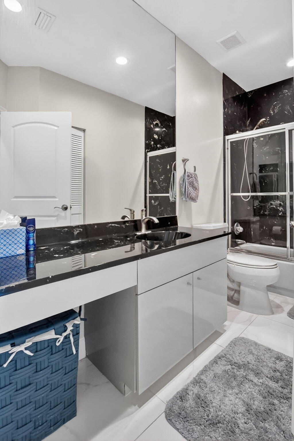 VILLA FLORA AT BOCA POINTE - Residential