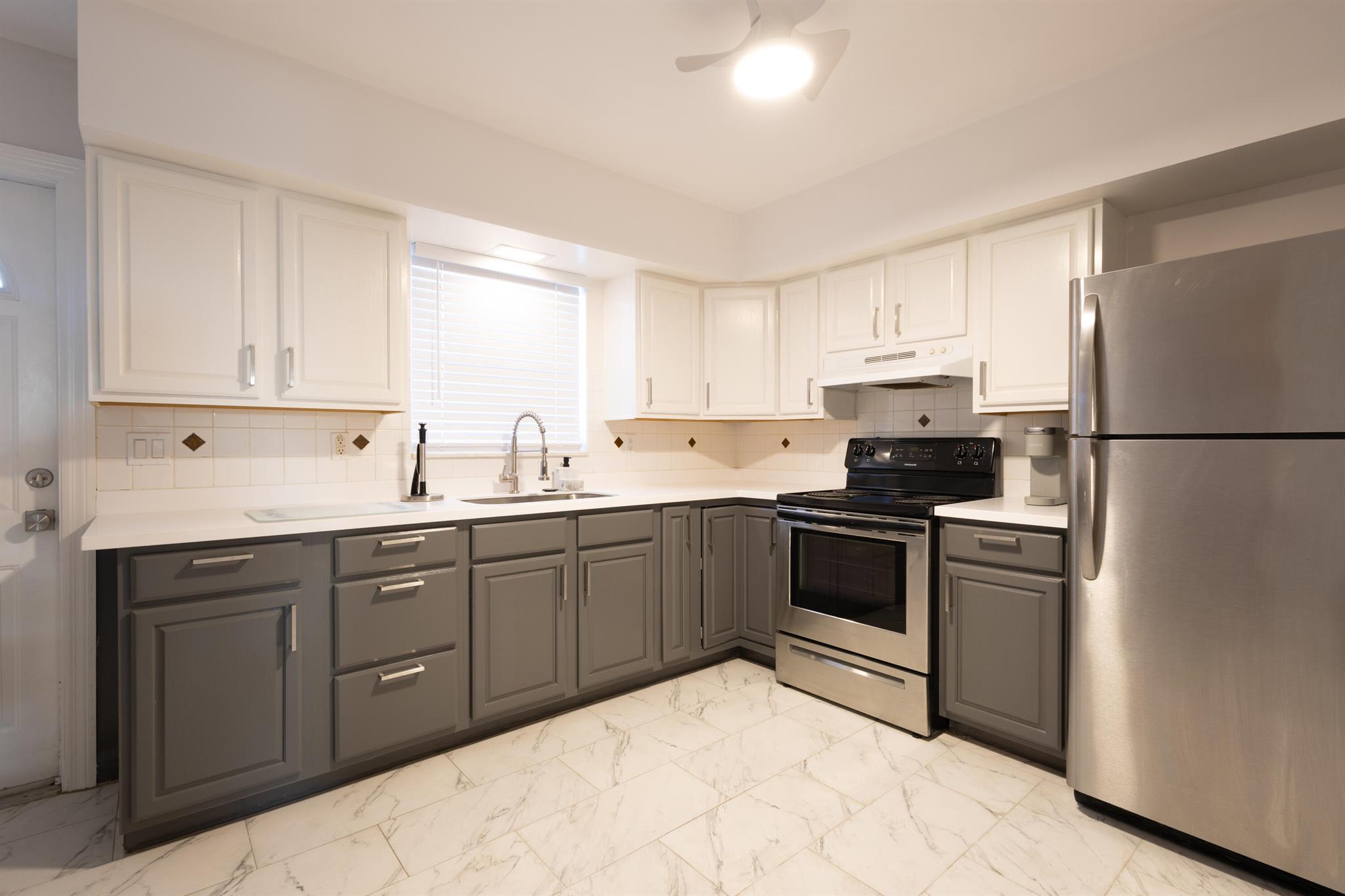 GREYNOLDS HIGHLANDS - Residential Lease