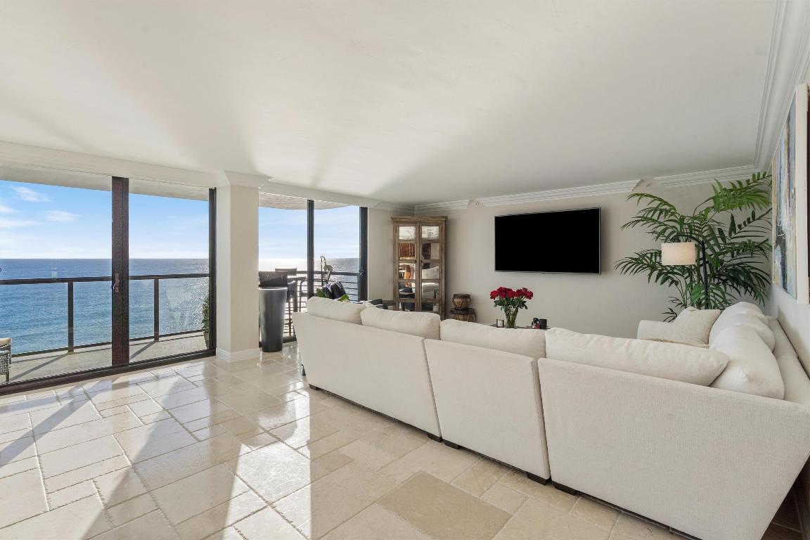 250 S Ocean Boulevard 14e