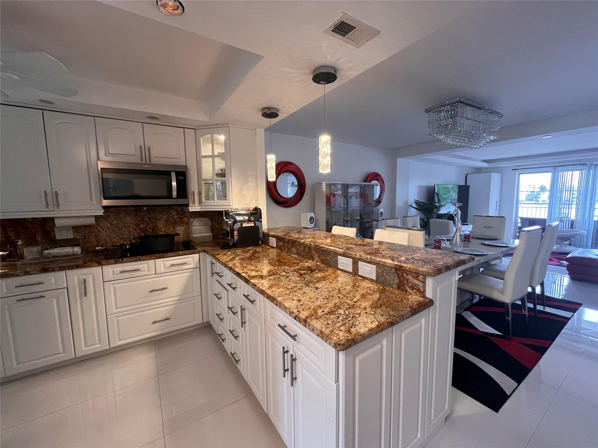 400 Golden Isles Drive 20